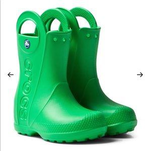 CROCS Unisex-child rain boots in grass green Size 7 toddler